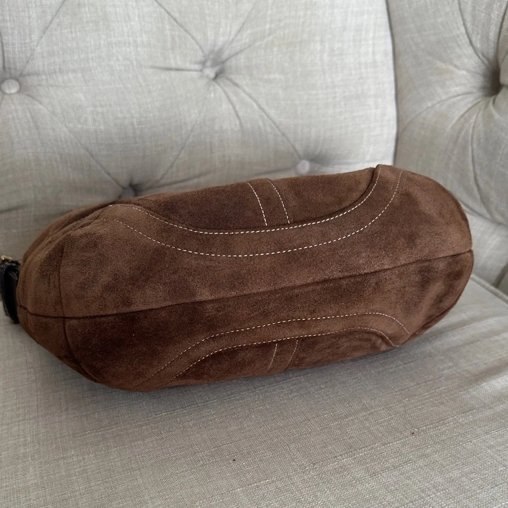 Coach elegant brown